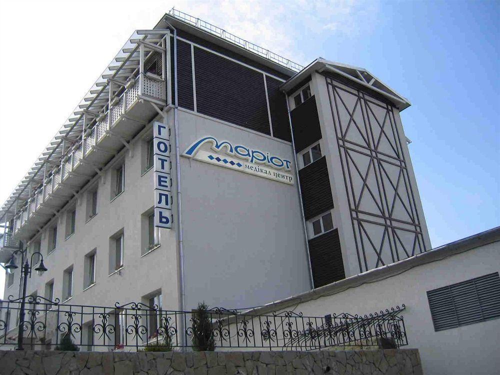 Mariot Medical Center Hotel Truskavets Ngoại thất bức ảnh
