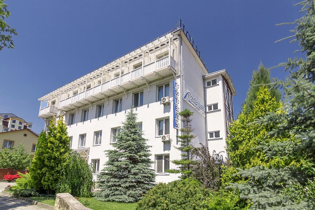 Mariot Medical Center Hotel Truskavets Ngoại thất bức ảnh