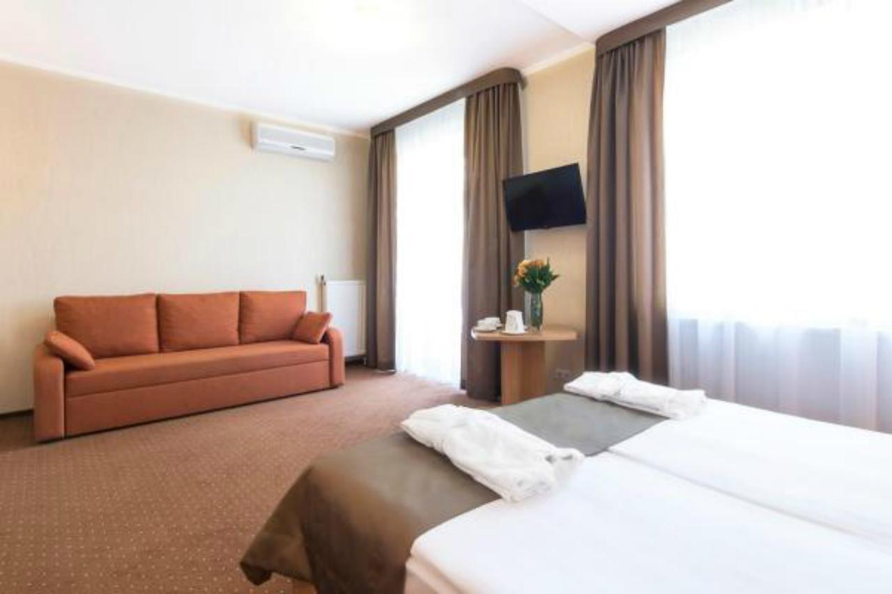 Mariot Medical Center Hotel Truskavets Ngoại thất bức ảnh